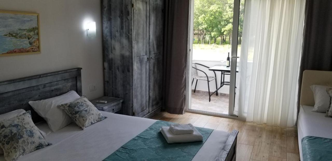 Riviera Inn Apartments Улцинь Экстерьер фото